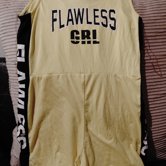 Romper - Picture 2 of 2